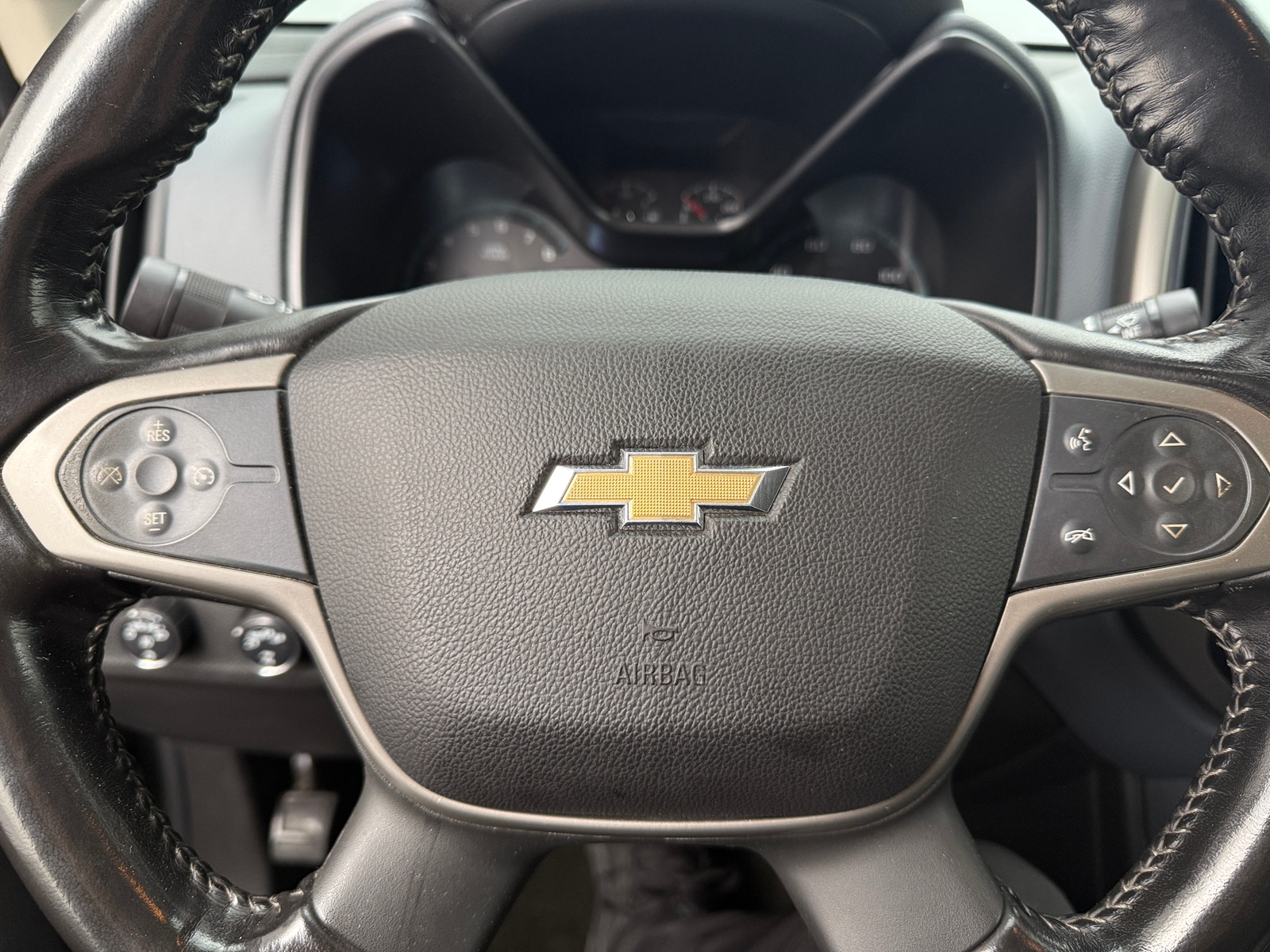 Thumbnail: 2017 Chevrolet Colorado - 4