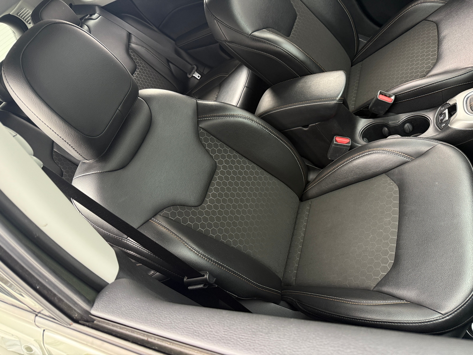 Thumbnail: 2020 Jeep Compass - 2
