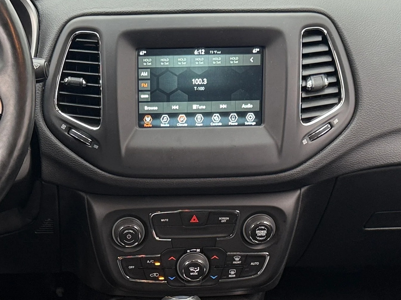 Thumbnail: 2020 Jeep Compass - 4