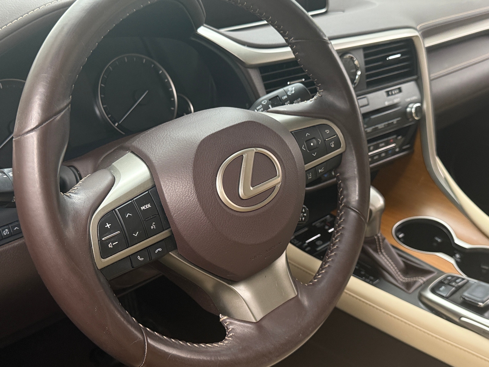 Thumbnail: 2019 Lexus RX - 4
