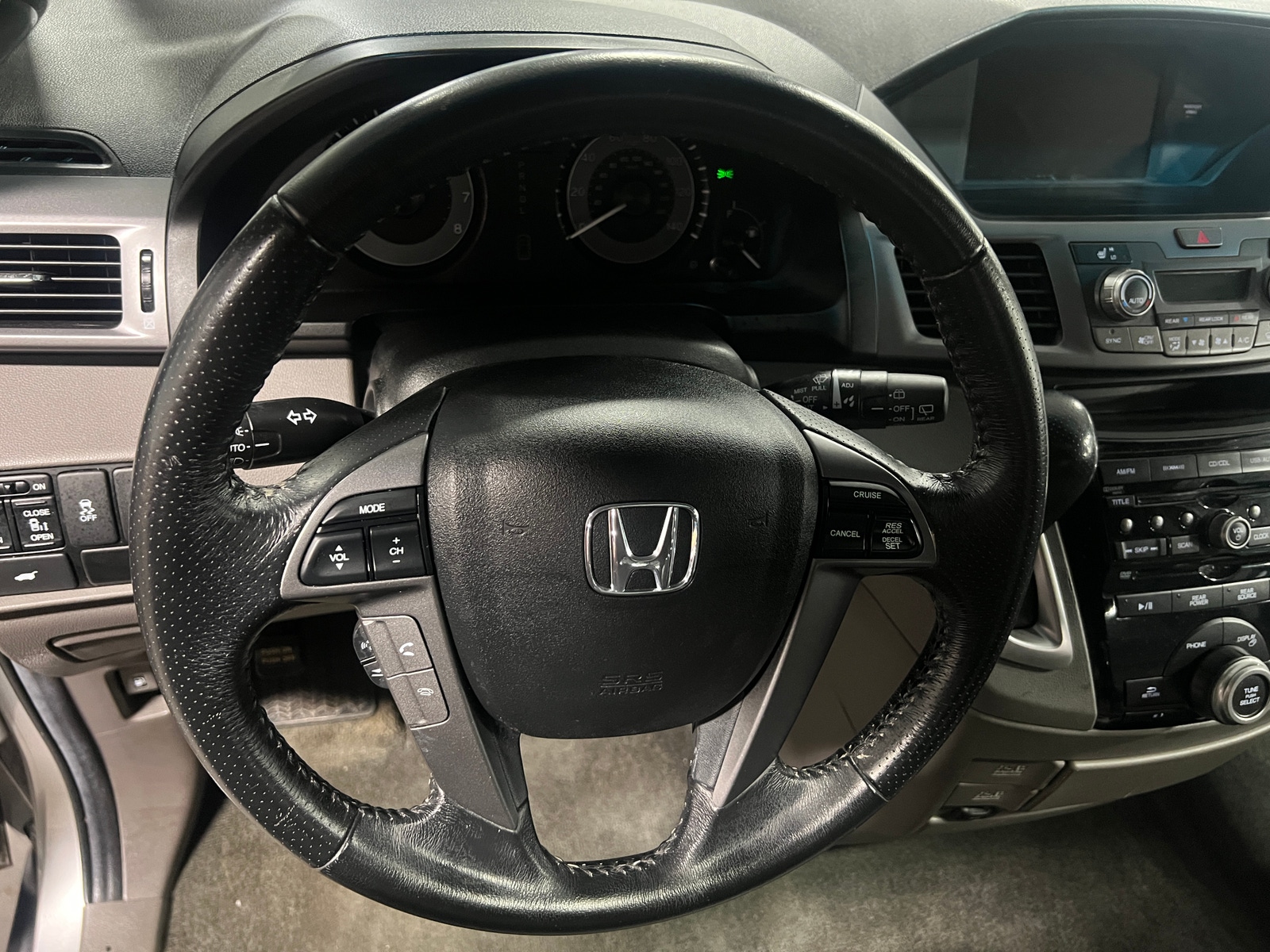 Thumbnail: 2012 Honda Odyssey - 4