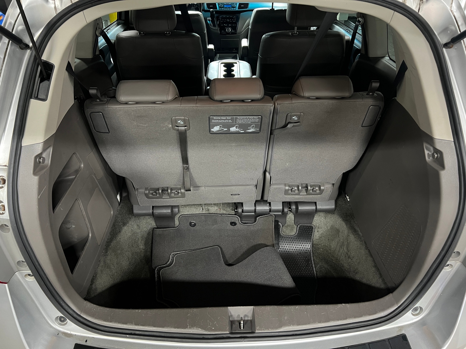 Thumbnail: 2012 Honda Odyssey - 6