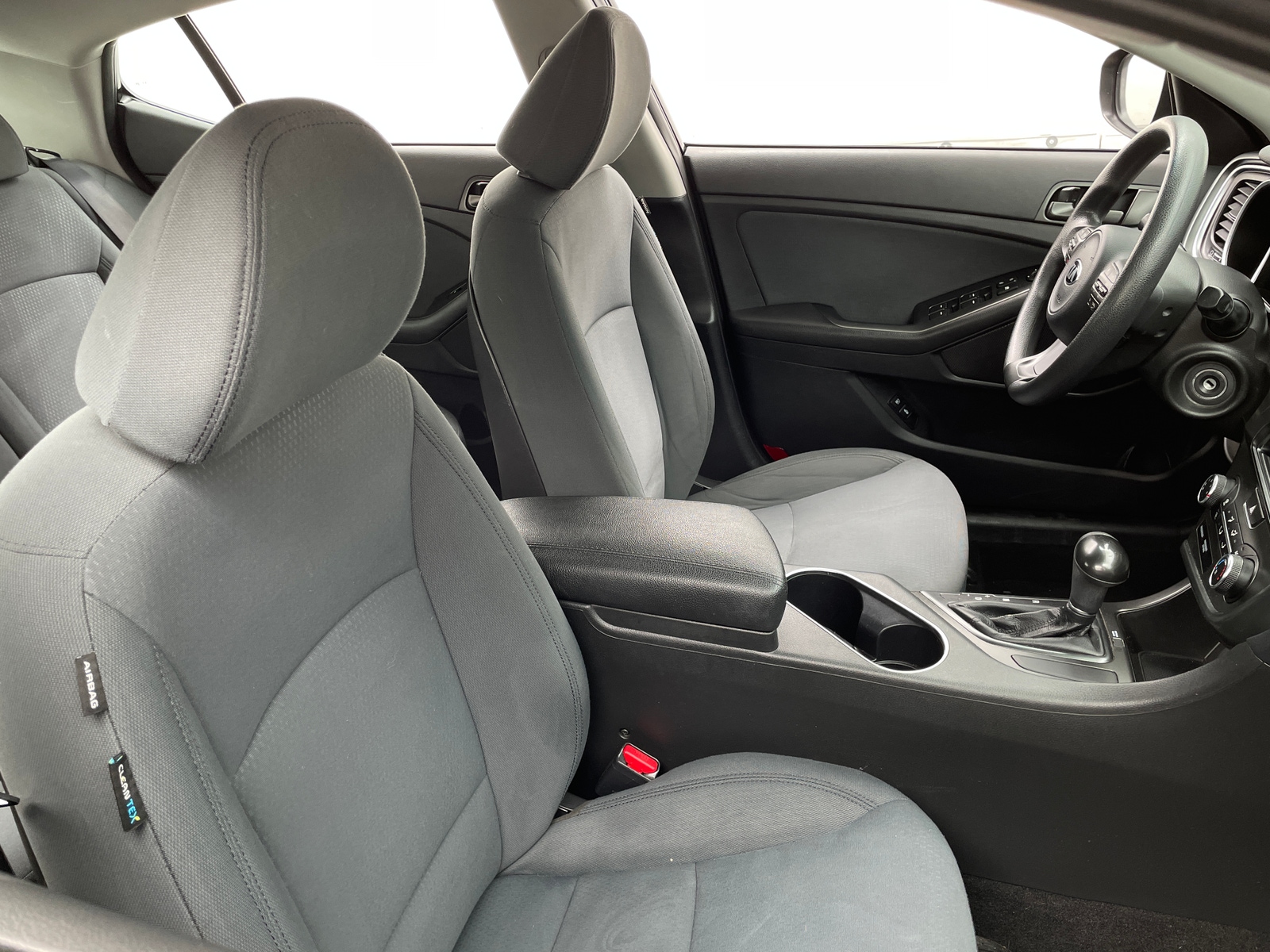 Thumbnail: 2015 Kia Optima - 2