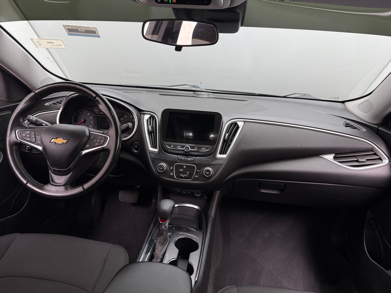 Thumbnail: 2021 Chevrolet Malibu - 3