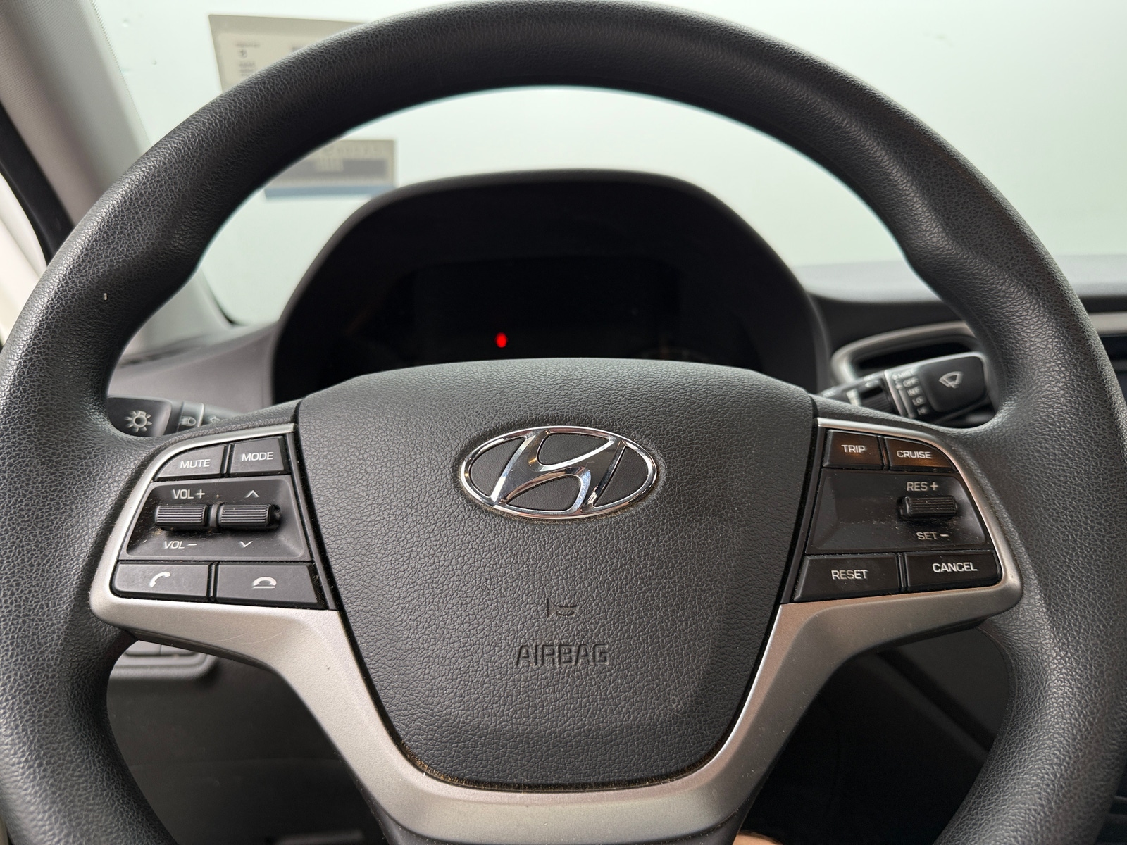Thumbnail: 2020 Hyundai Accent - 5