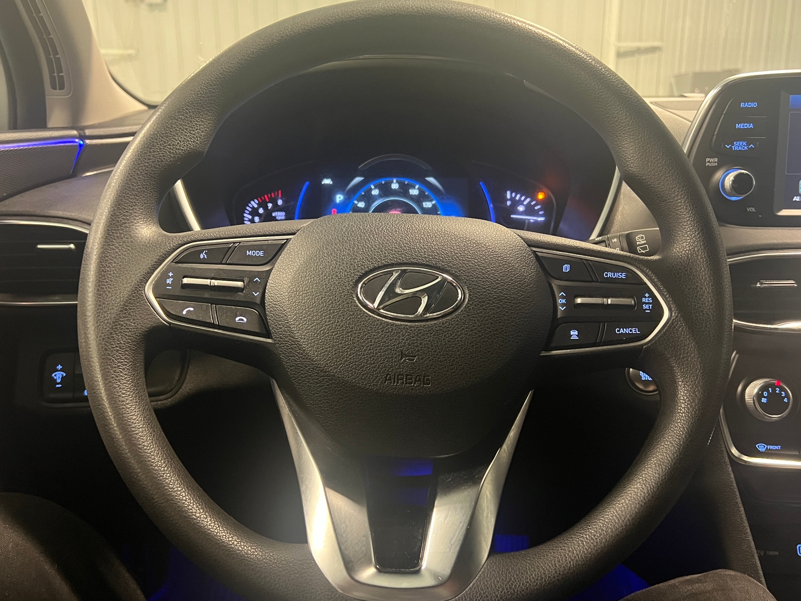 Thumbnail: 2020 Hyundai Santa Fe - 5