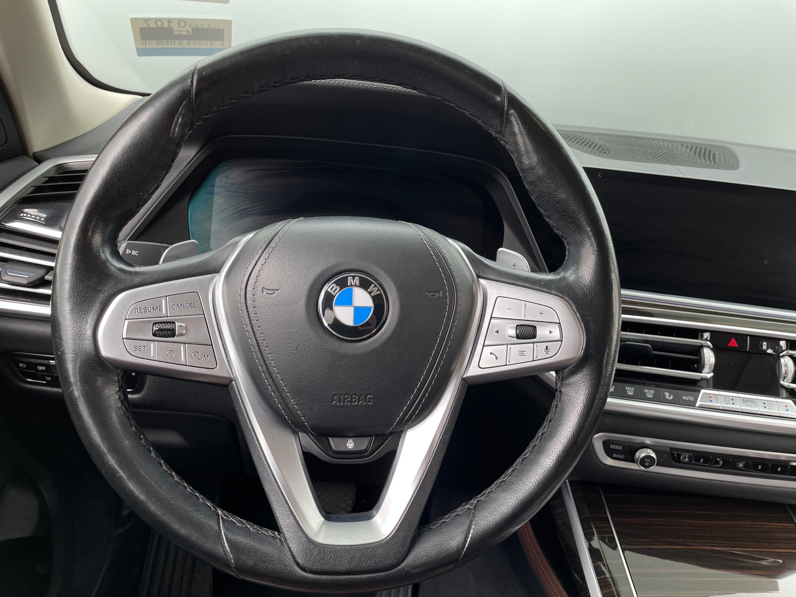 Thumbnail: 2021 BMW X7 - 4