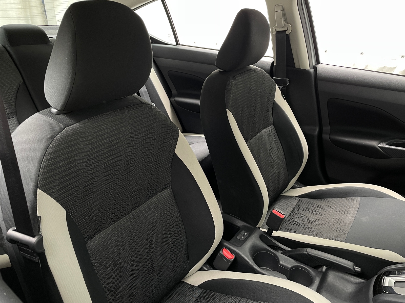 Thumbnail: 2022 Nissan Versa - 2
