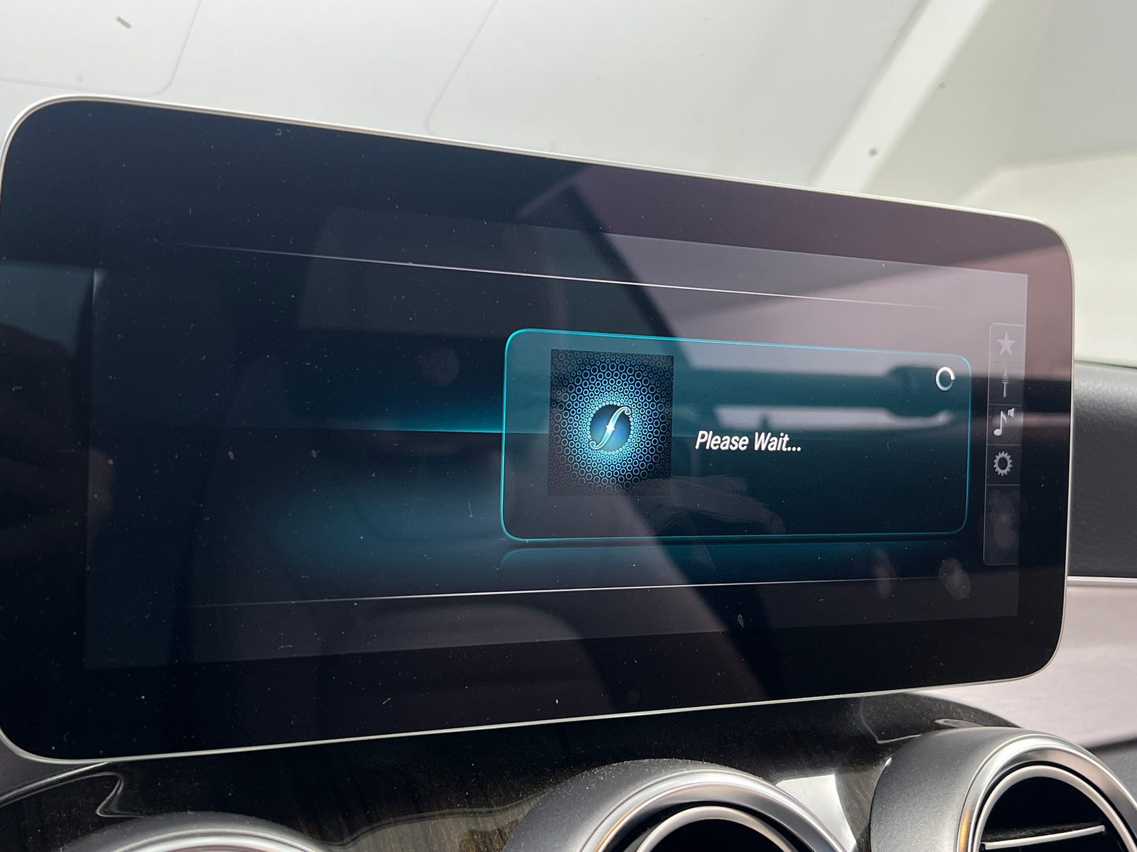 Thumbnail: 2021 Mercedes-Benz C-Class - 3