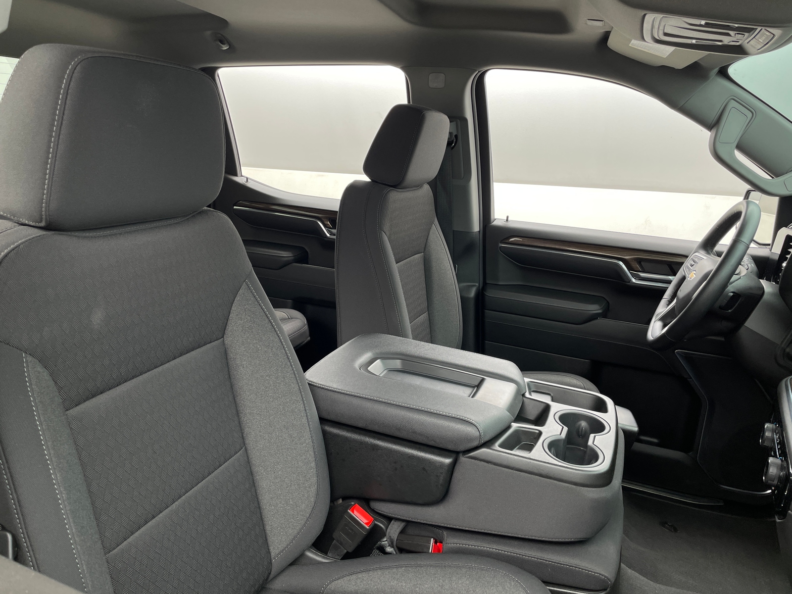 Thumbnail: 2024 Chevrolet Silverado 1500 - 2