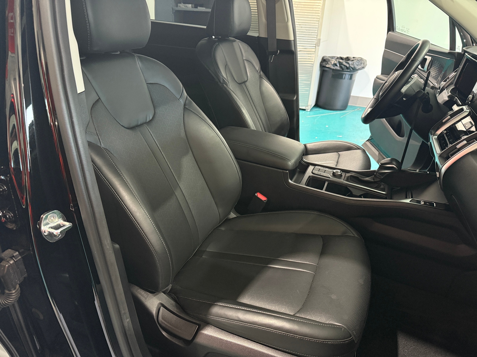 Thumbnail: 2022 Kia Sorento - 2