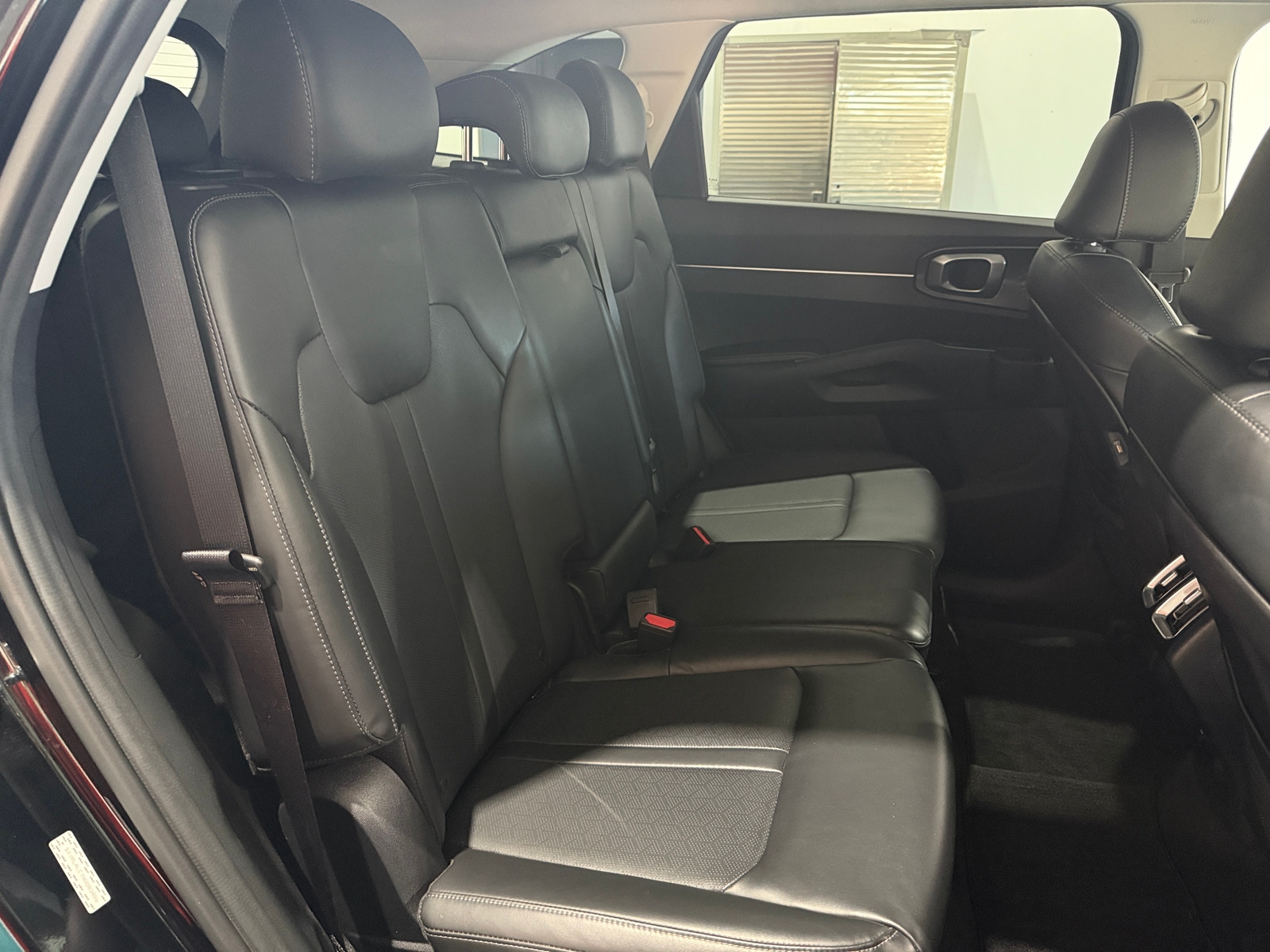 Thumbnail: 2022 Kia Sorento - 6