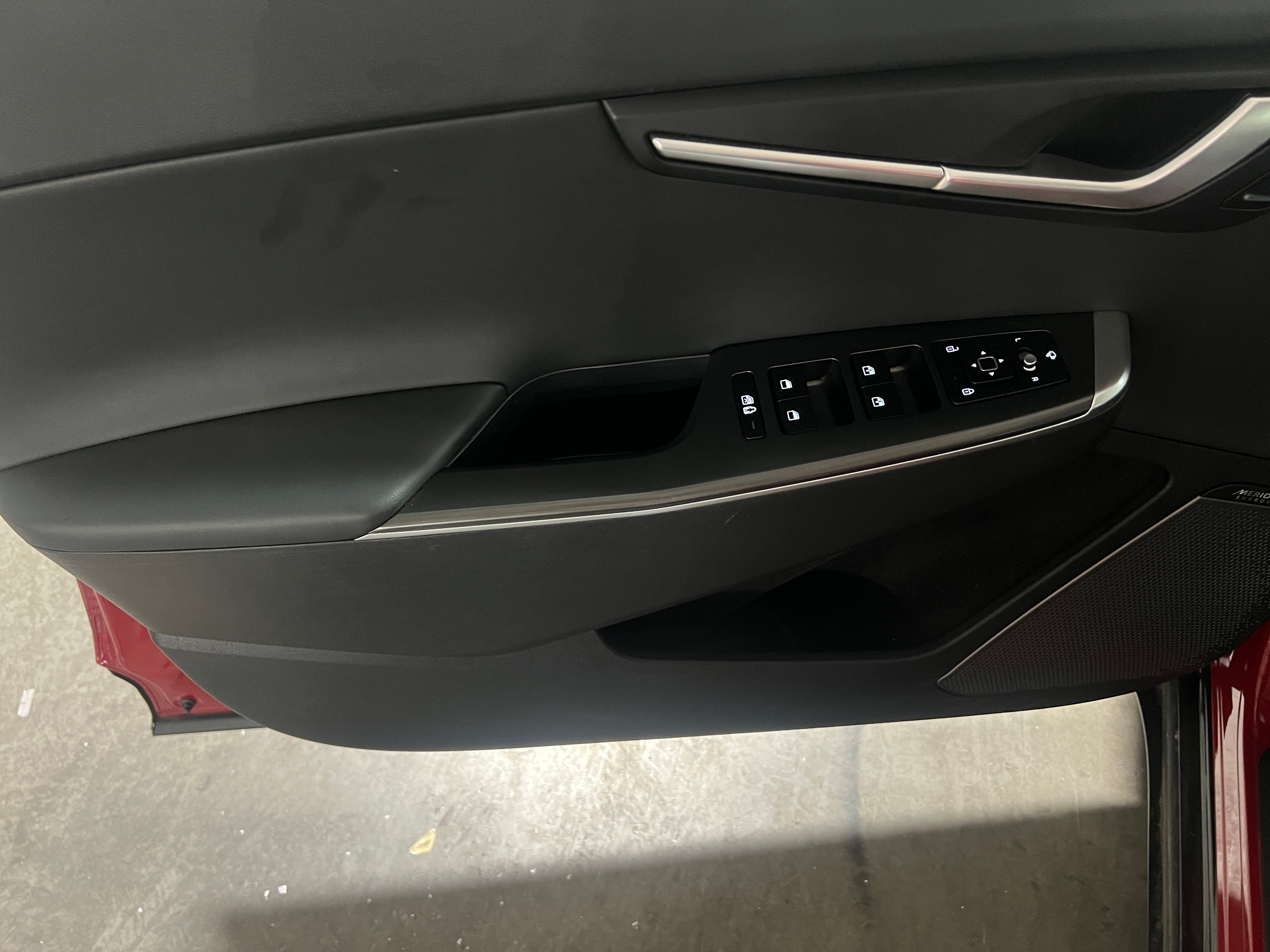 Used 2023 Kia EV6 Wind with VIN KNDC3DLC2P5104925 for sale in Oak Creek, WI