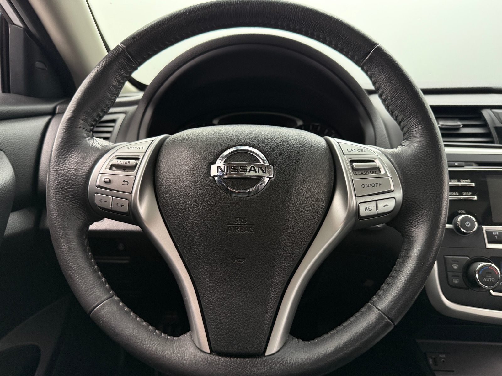 Thumbnail: 2016 Nissan Altima - 4