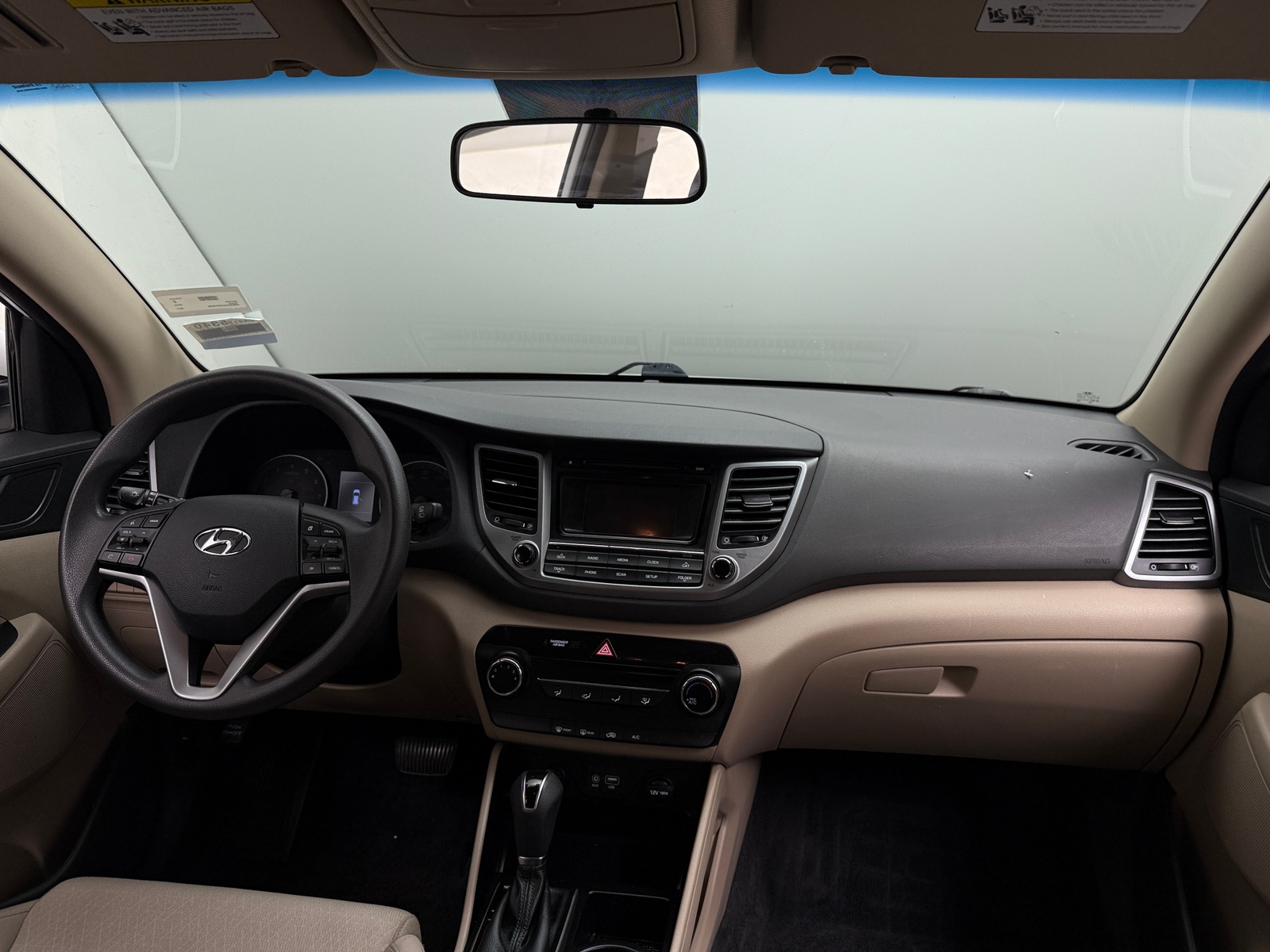 Thumbnail: 2017 Hyundai Tucson - 3