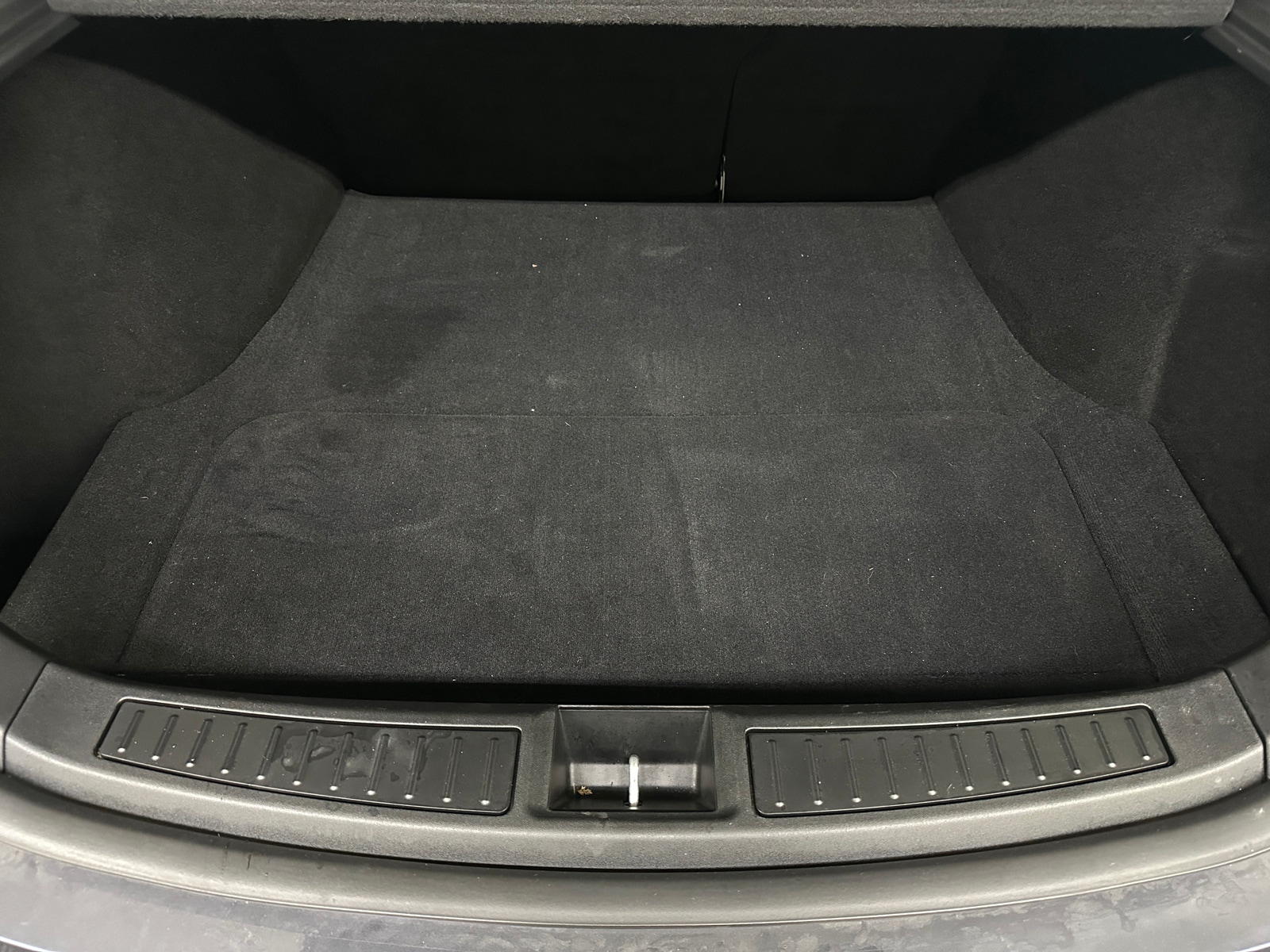 Thumbnail: 2019 Tesla Model S - 6