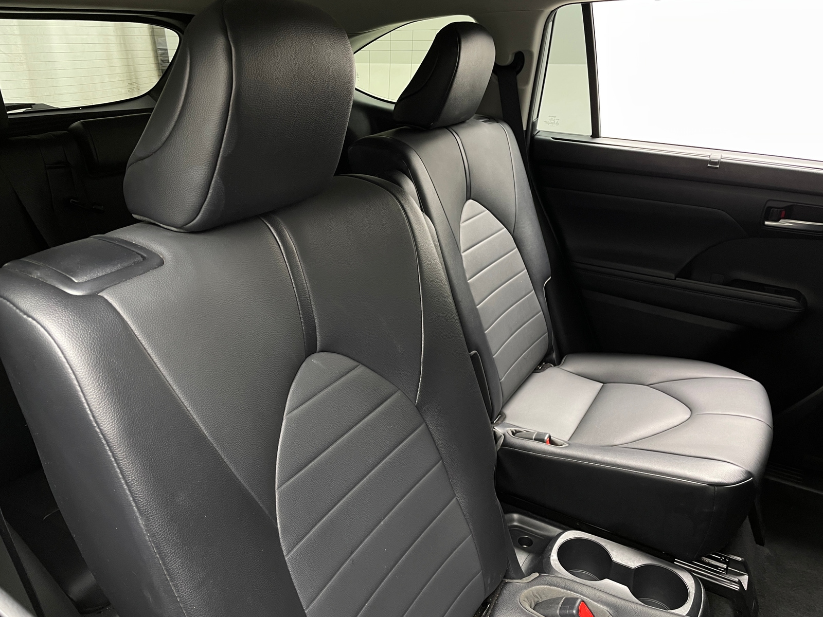 Thumbnail: 2021 Toyota Highlander - 5
