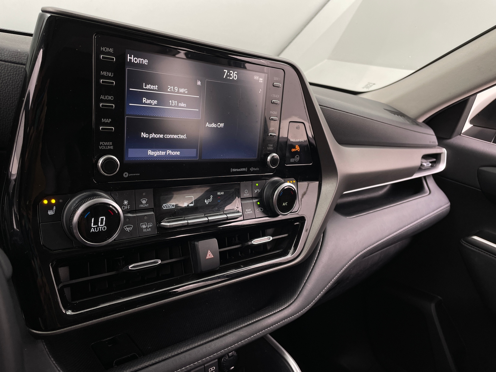 Thumbnail: 2021 Toyota Highlander - 3