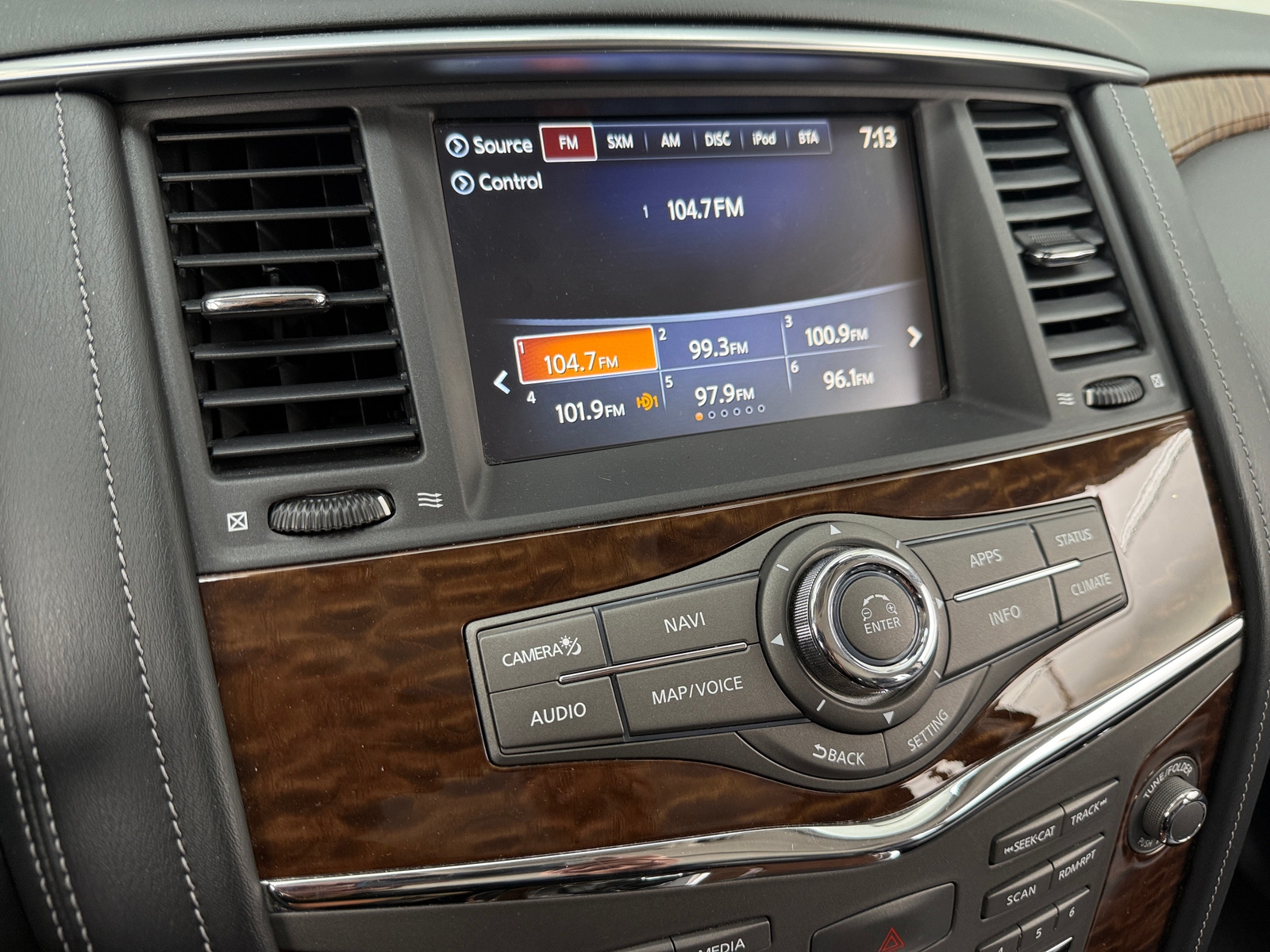 Thumbnail: 2020 Nissan Armada - 3