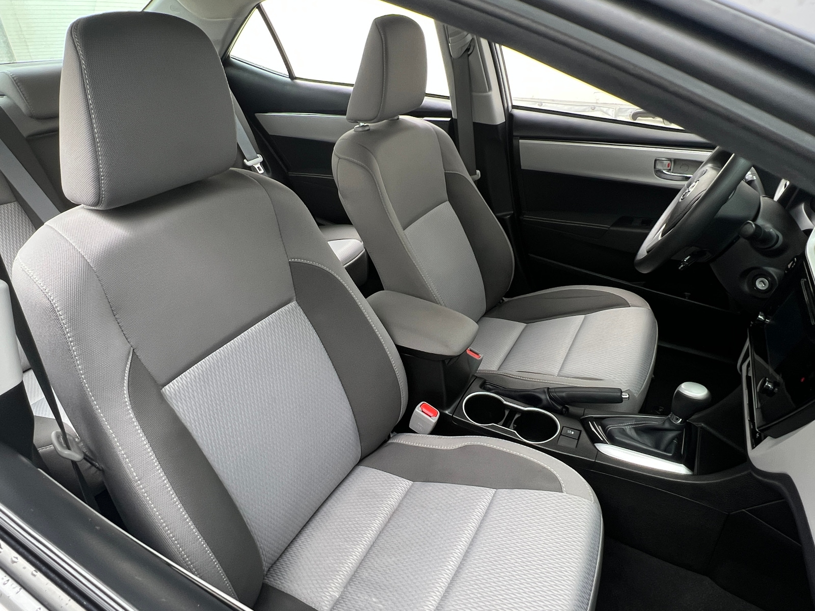Thumbnail: 2017 Toyota Corolla - 2