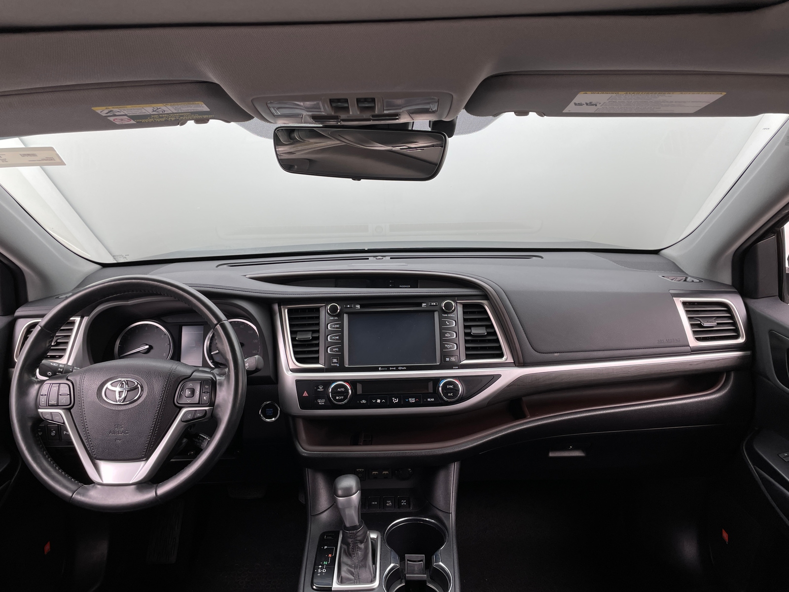Thumbnail: 2019 Toyota Highlander - 2