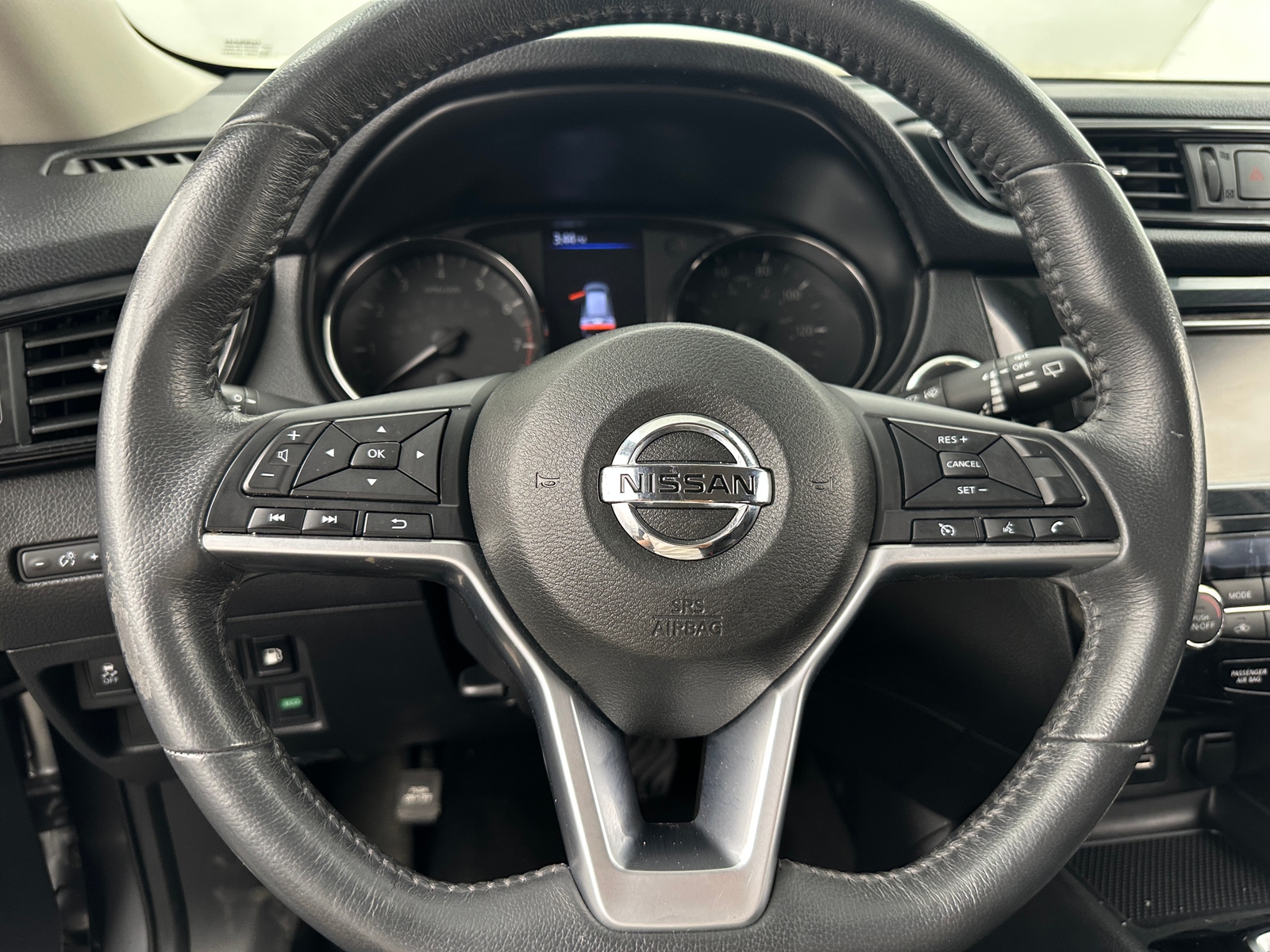 Thumbnail: 2018 Nissan Rogue - 5