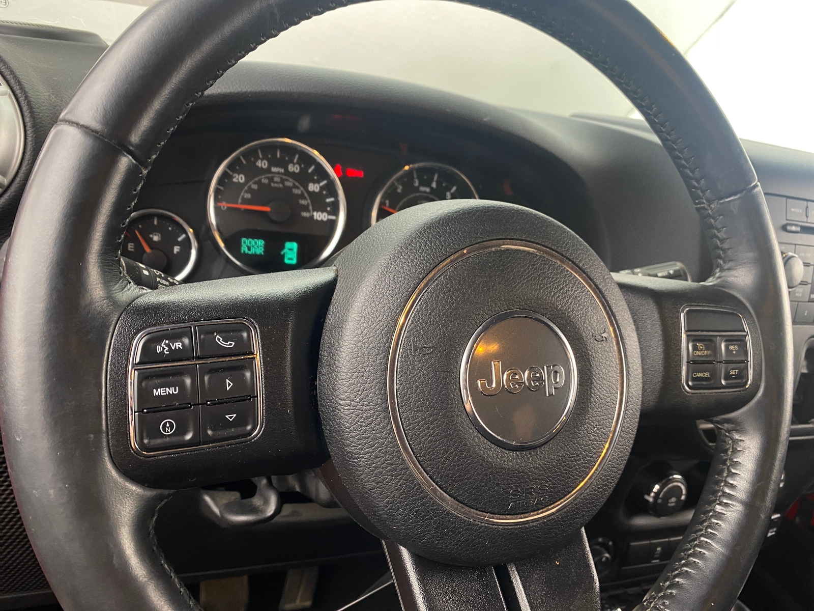 Thumbnail: 2016 Jeep Wrangler - 5