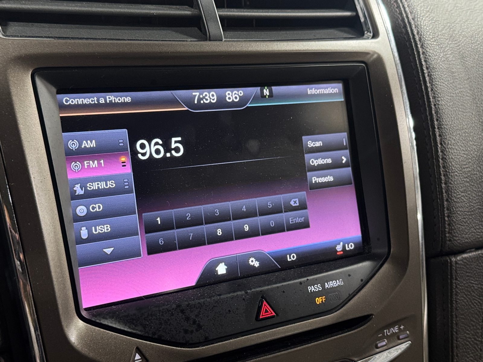 Thumbnail: 2013 Lincoln MKX - 3