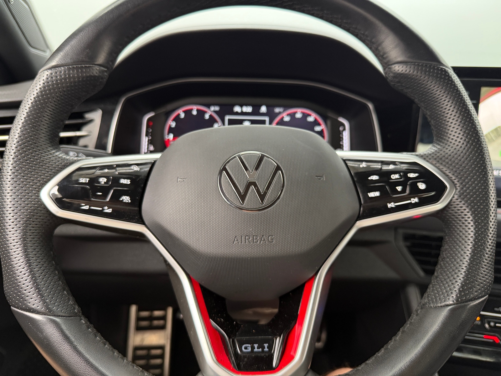 Thumbnail: 2025 Volkswagen Jetta - 4