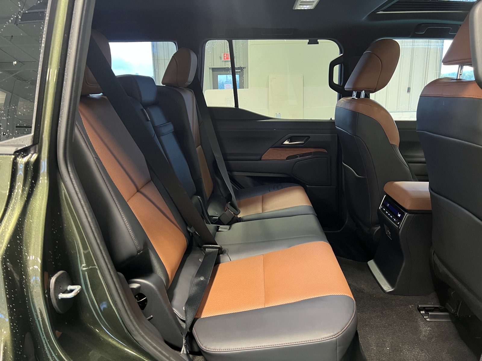 Thumbnail: 2024 Lexus GX - 5