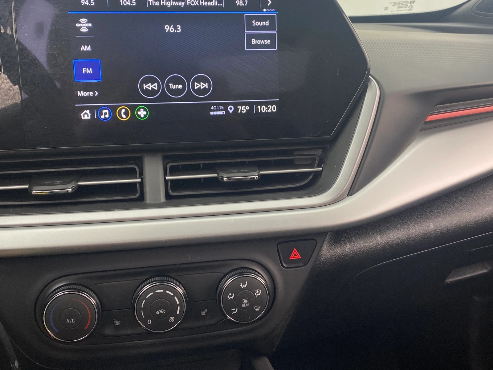 Thumbnail: 2024 Chevrolet Trax - 4