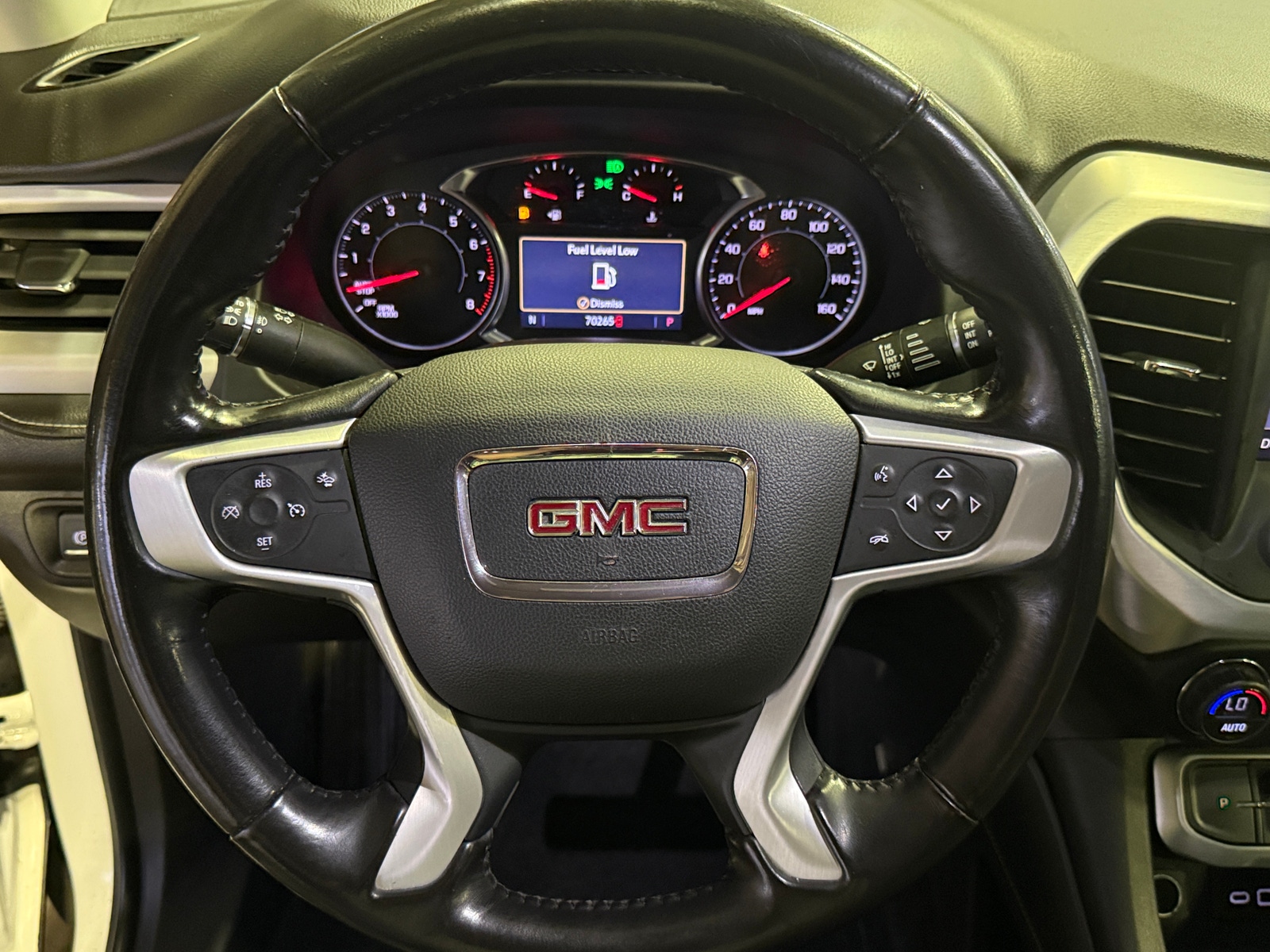 Thumbnail: 2022 GMC Acadia - 4