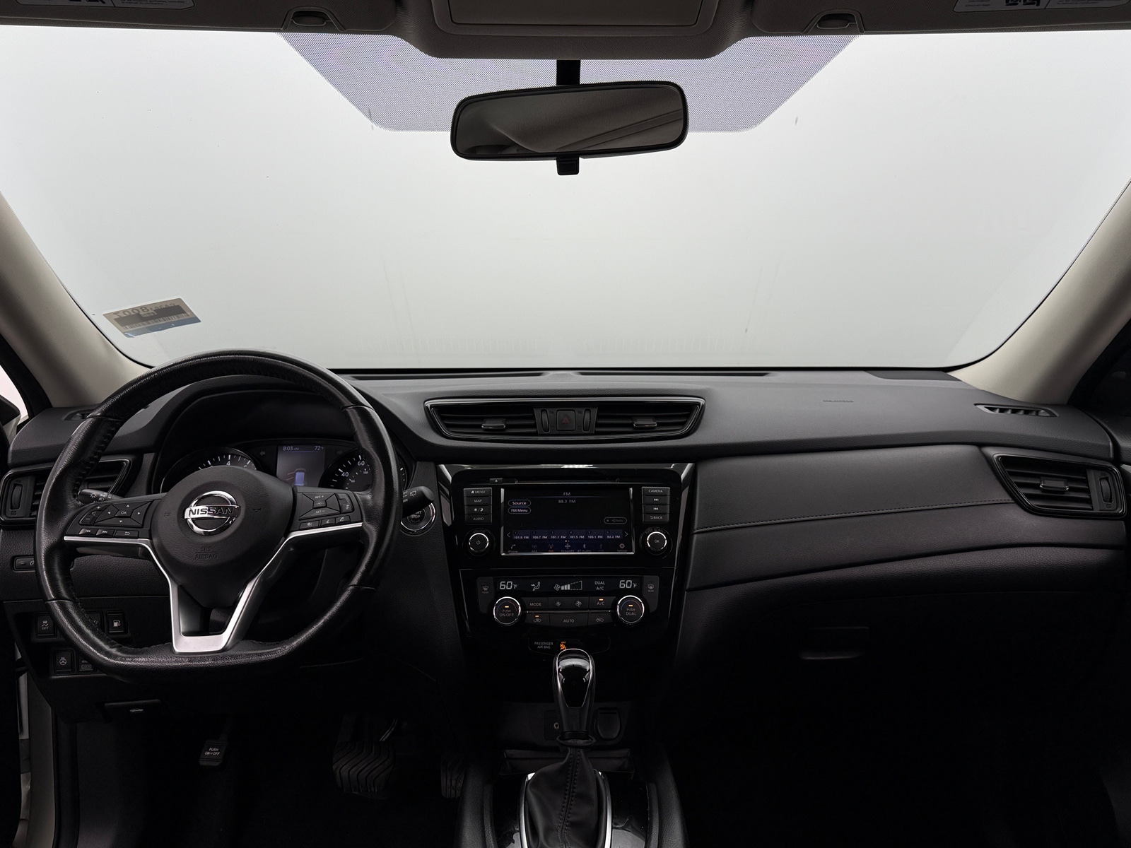 Thumbnail: 2018 Nissan Rogue - 3