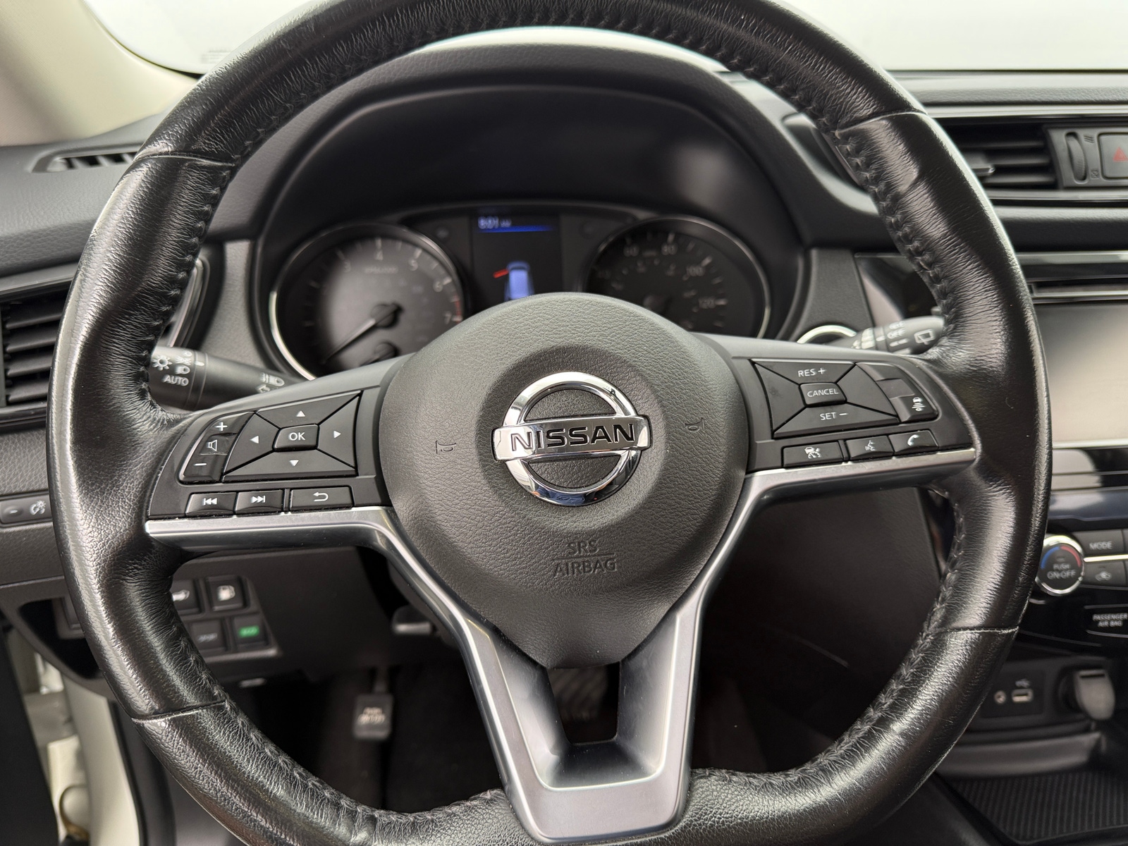 Thumbnail: 2018 Nissan Rogue - 5
