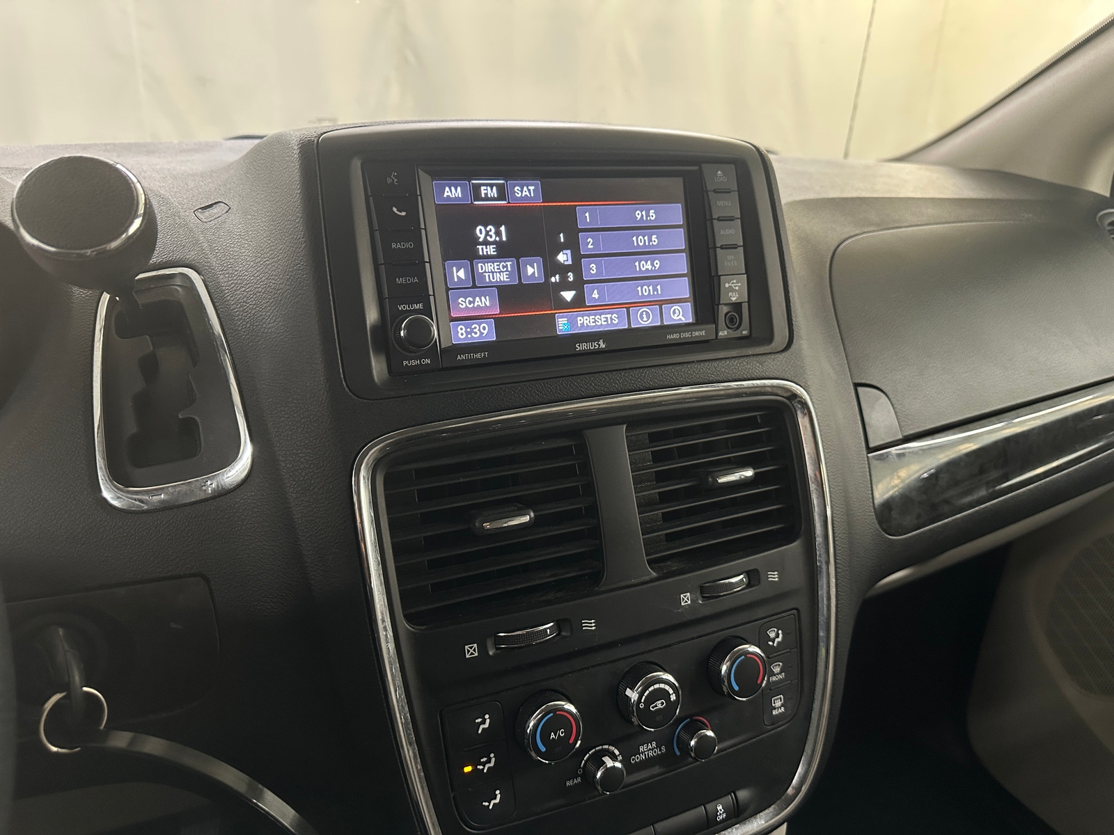 Thumbnail: 2019 Dodge Grand Caravan - 4