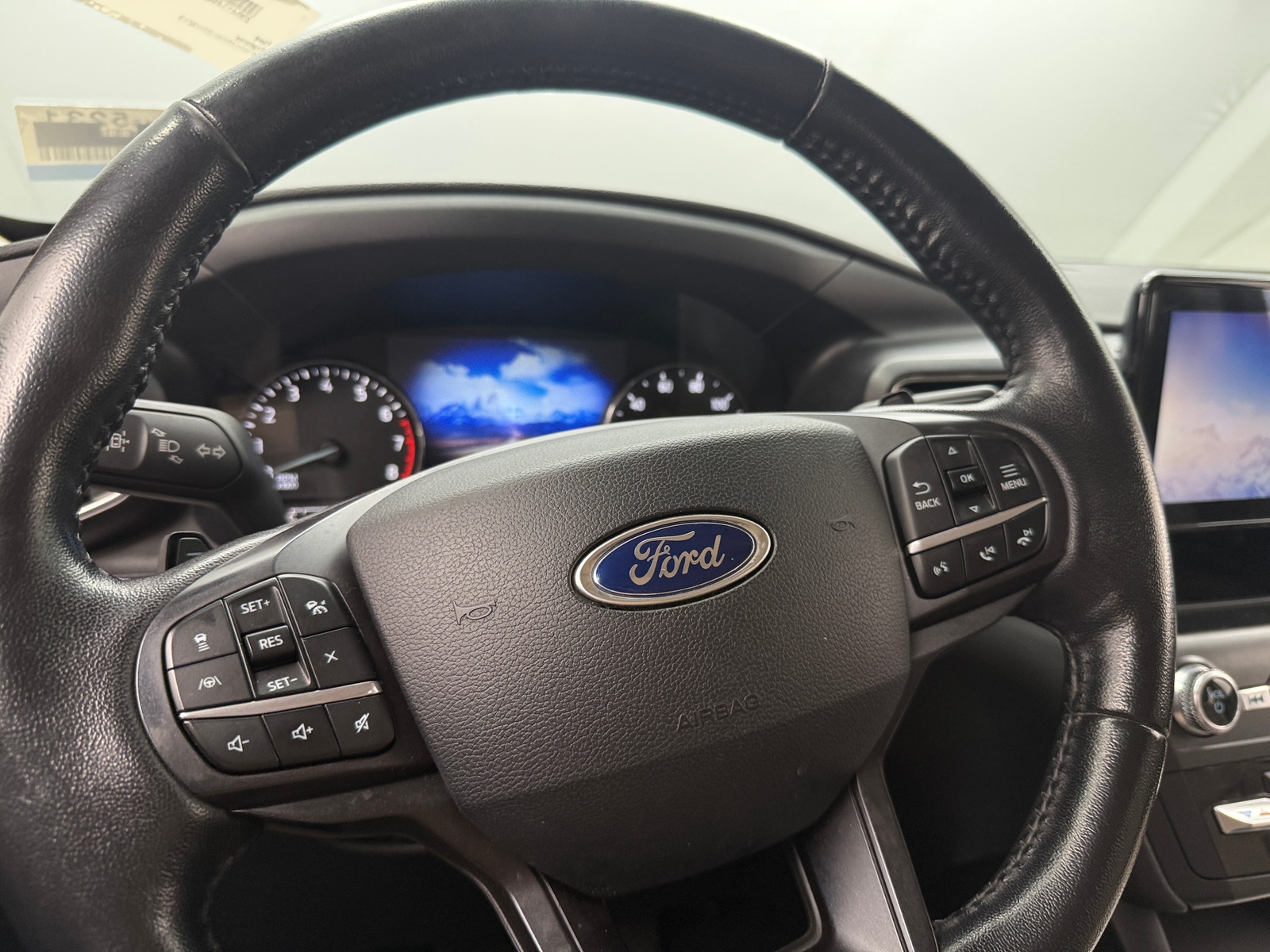 Thumbnail: 2020 Ford Explorer - 4