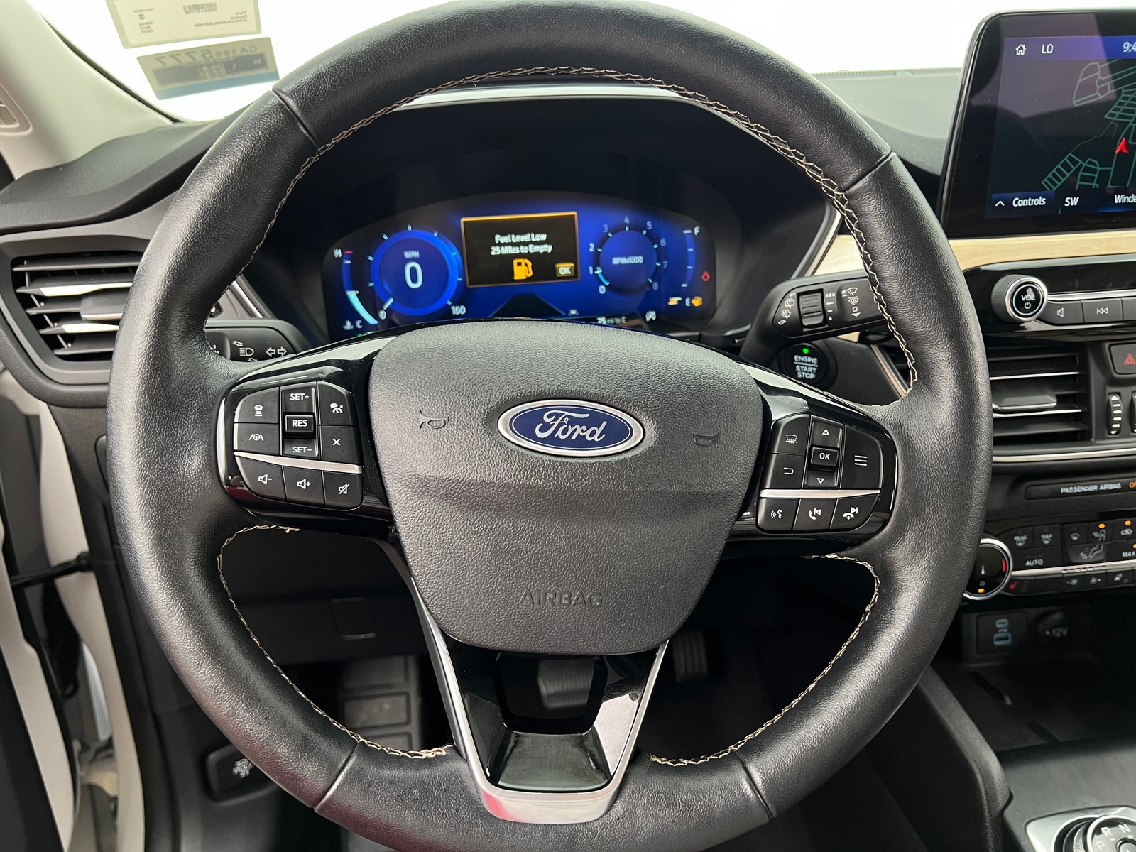 Thumbnail: 2022 Ford Escape - 4