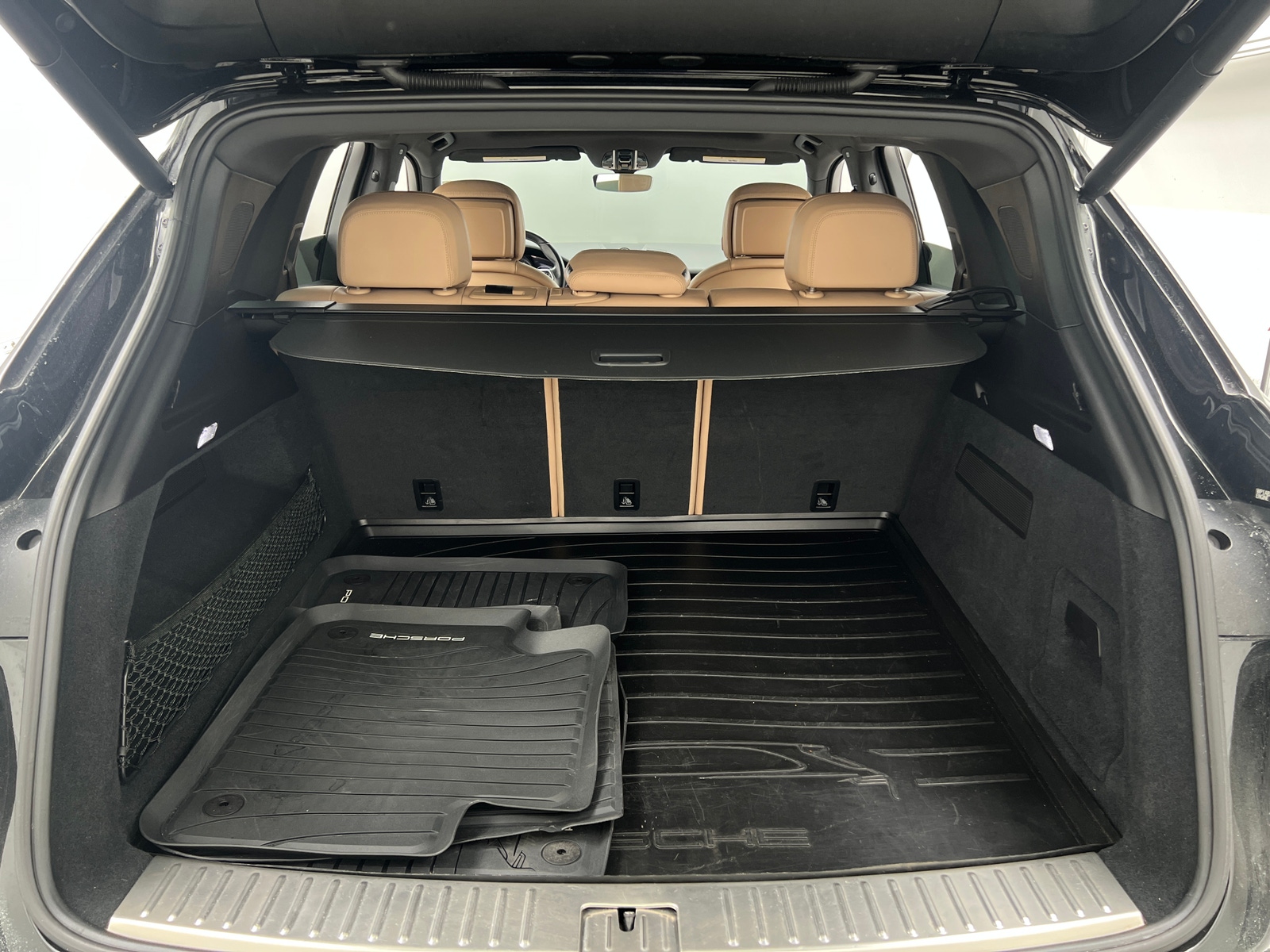 Thumbnail: 2019 Porsche Cayenne - 6
