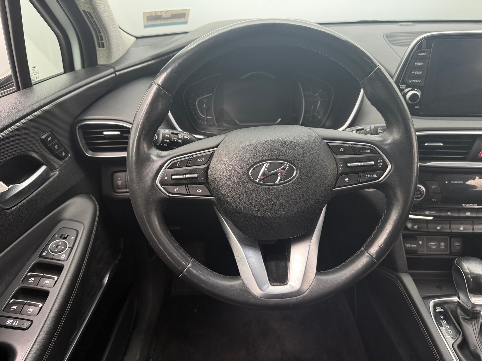 Thumbnail: 2019 Hyundai Santa Fe - 4