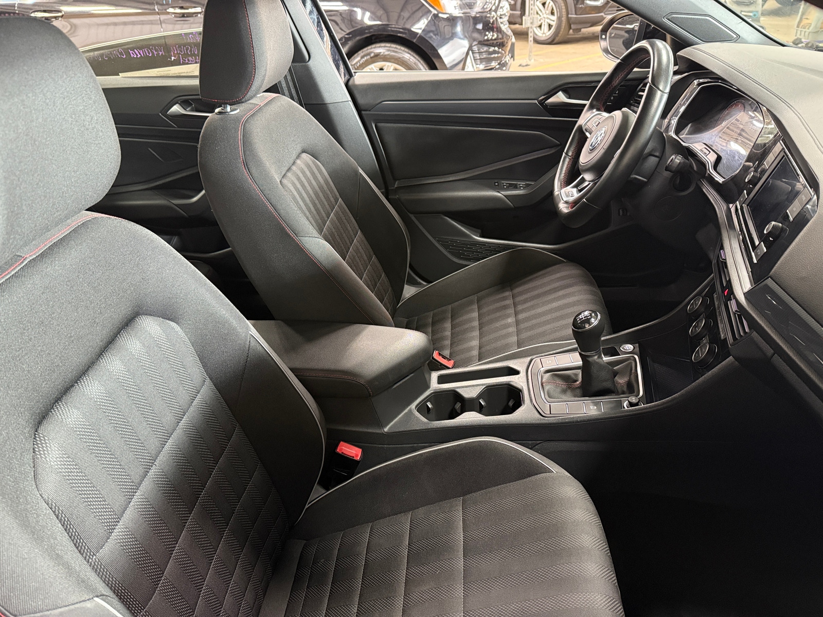 Thumbnail: 2019 Volkswagen Jetta - 2