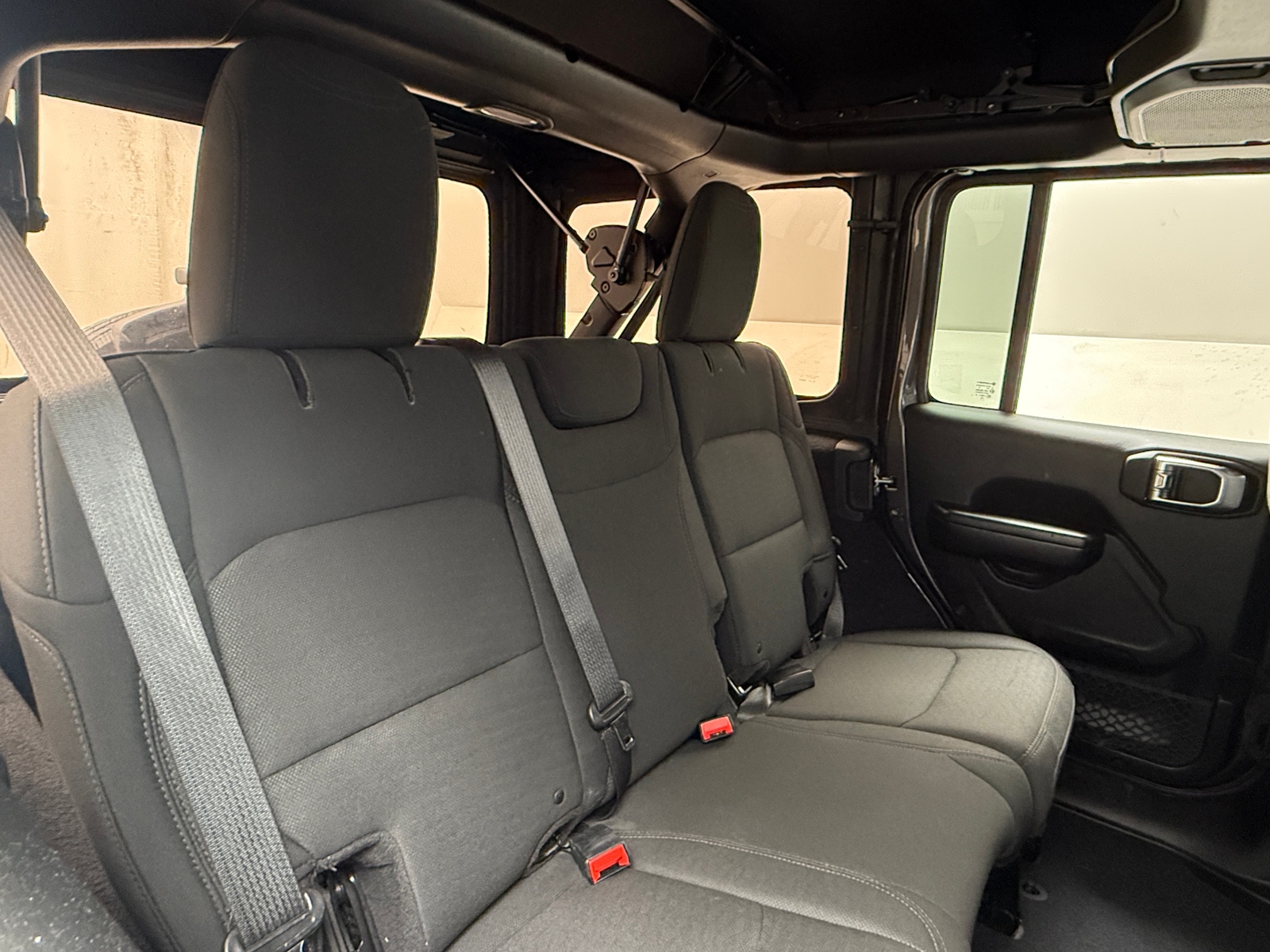 Thumbnail: 2018 Jeep Wrangler - 6