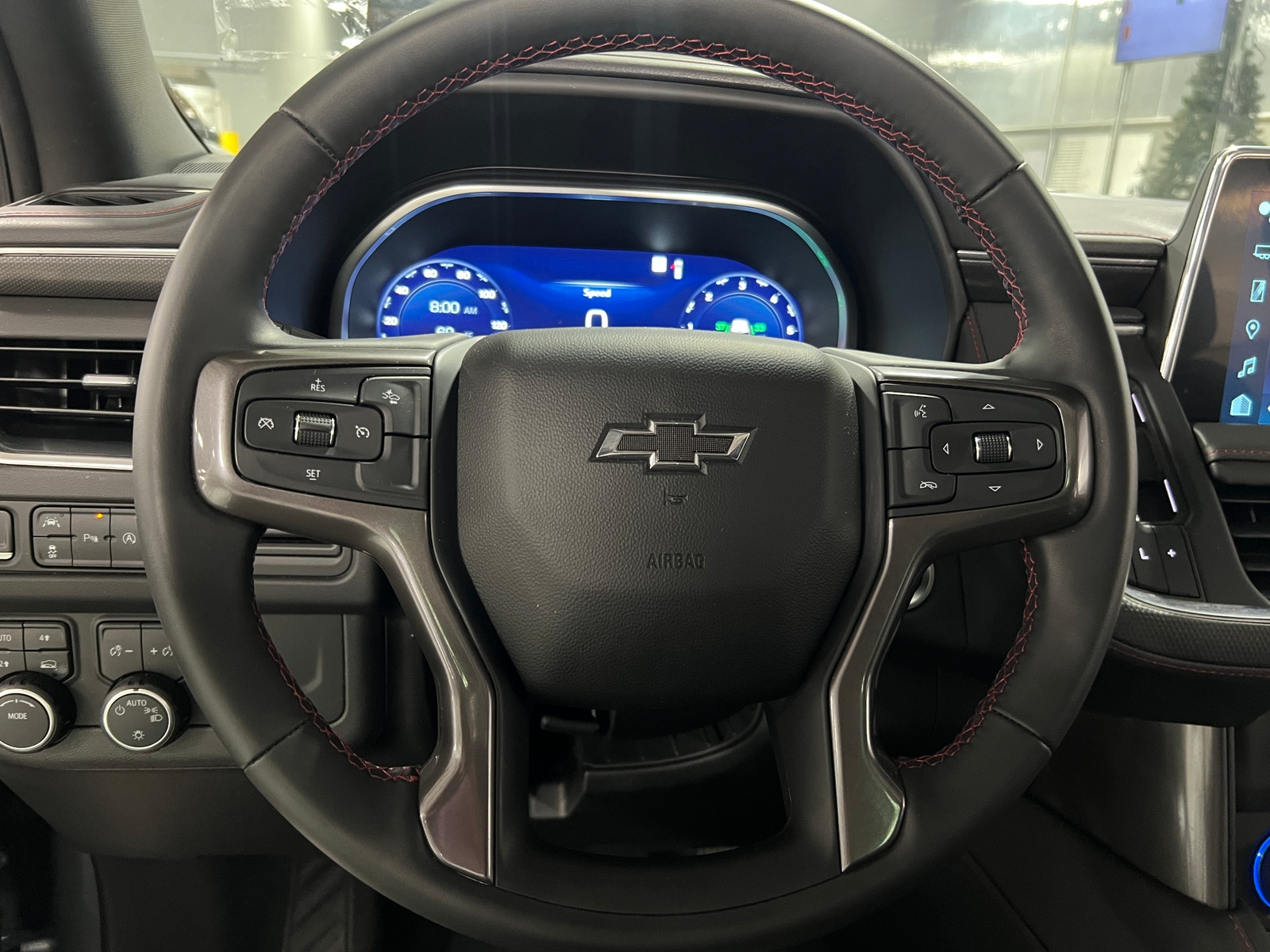 Thumbnail: 2023 Chevrolet Suburban - 4