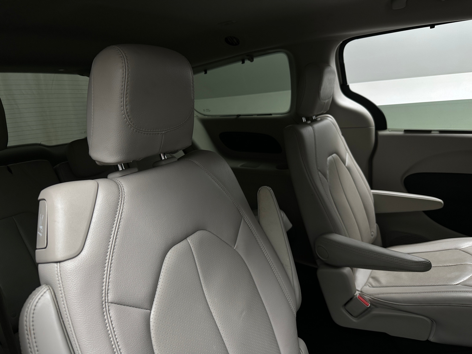 Thumbnail: 2019 Chrysler Pacifica - 5