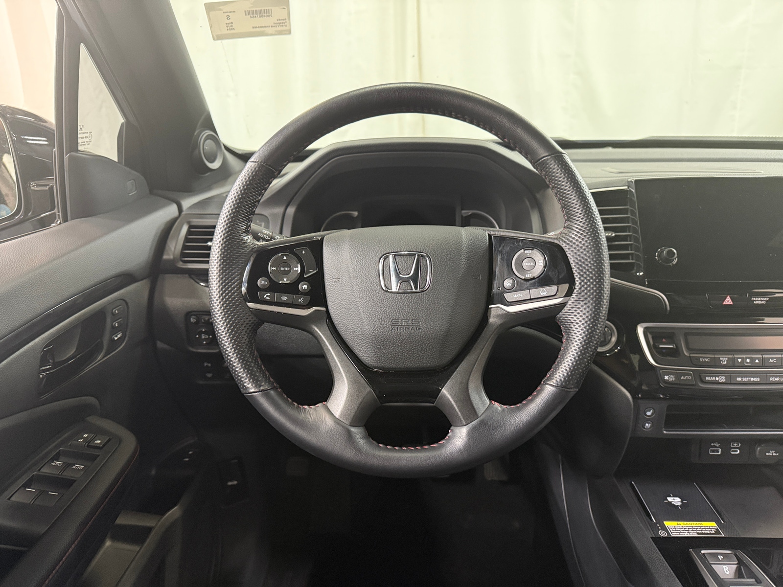 Thumbnail: 2024 Honda Passport - 4