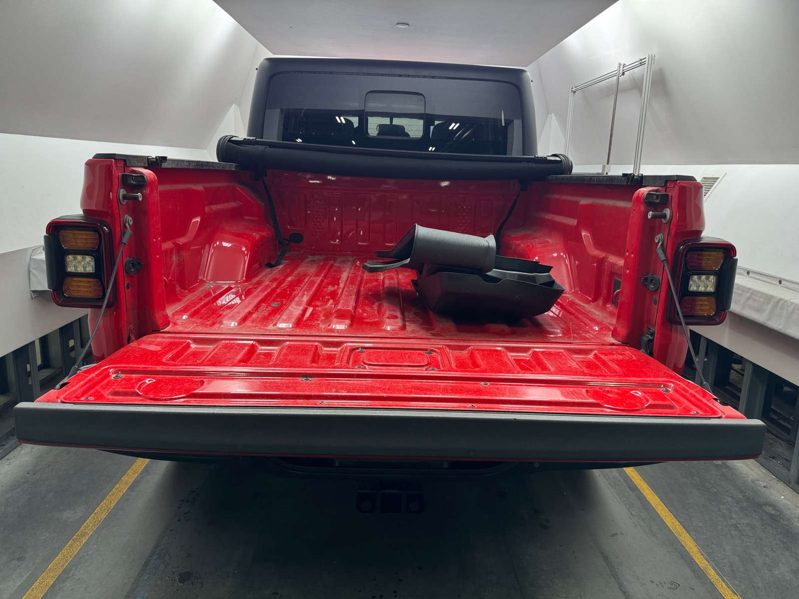 Thumbnail: 2020 Jeep Gladiator - 7