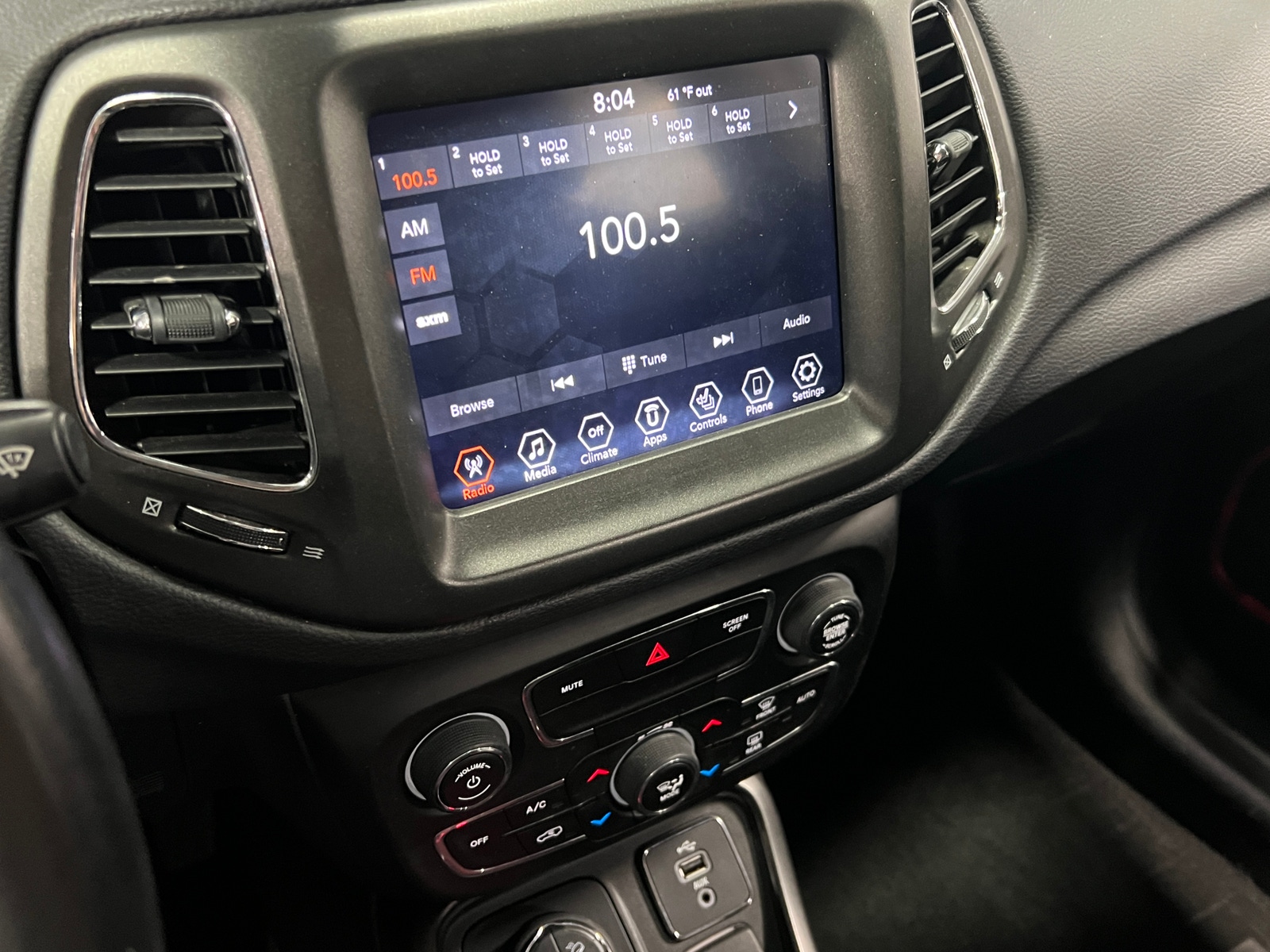 Thumbnail: 2018 Jeep Compass - 4