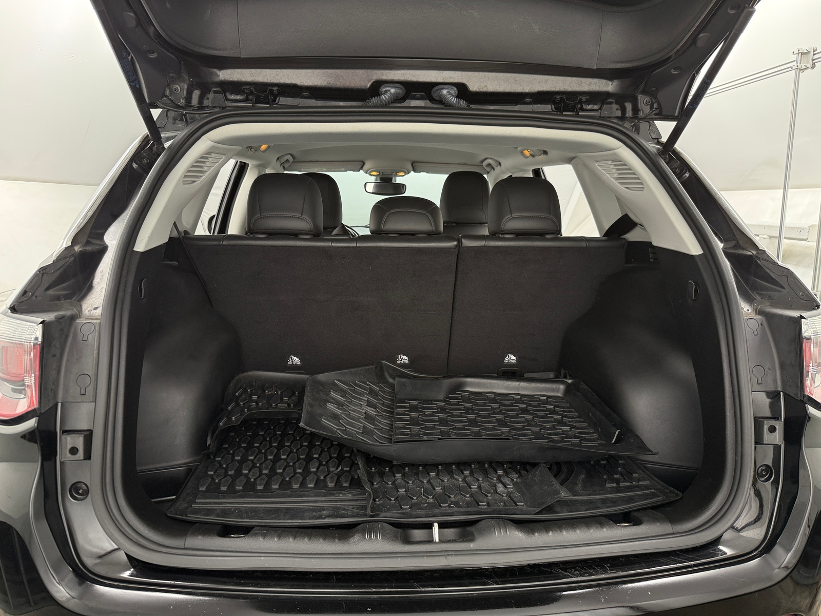 Thumbnail: 2019 Jeep Compass - 7