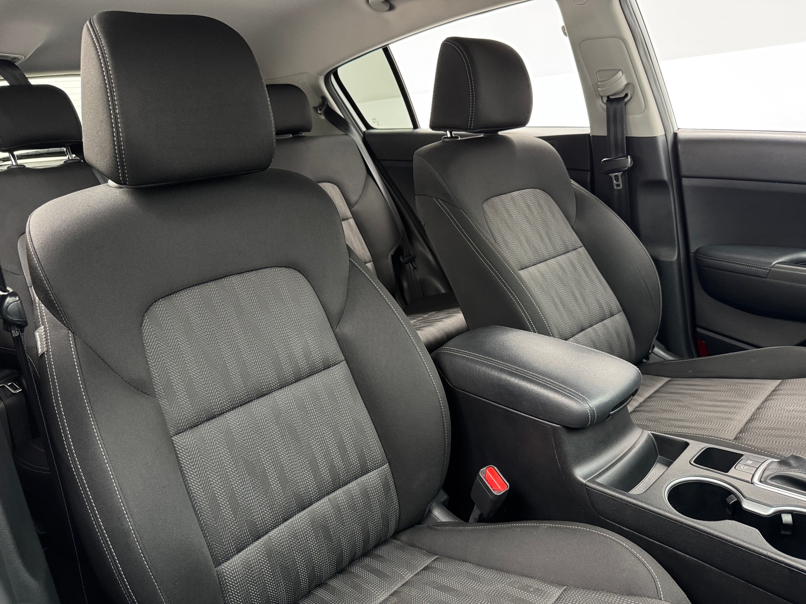 Thumbnail: 2020 Kia Sportage - 2