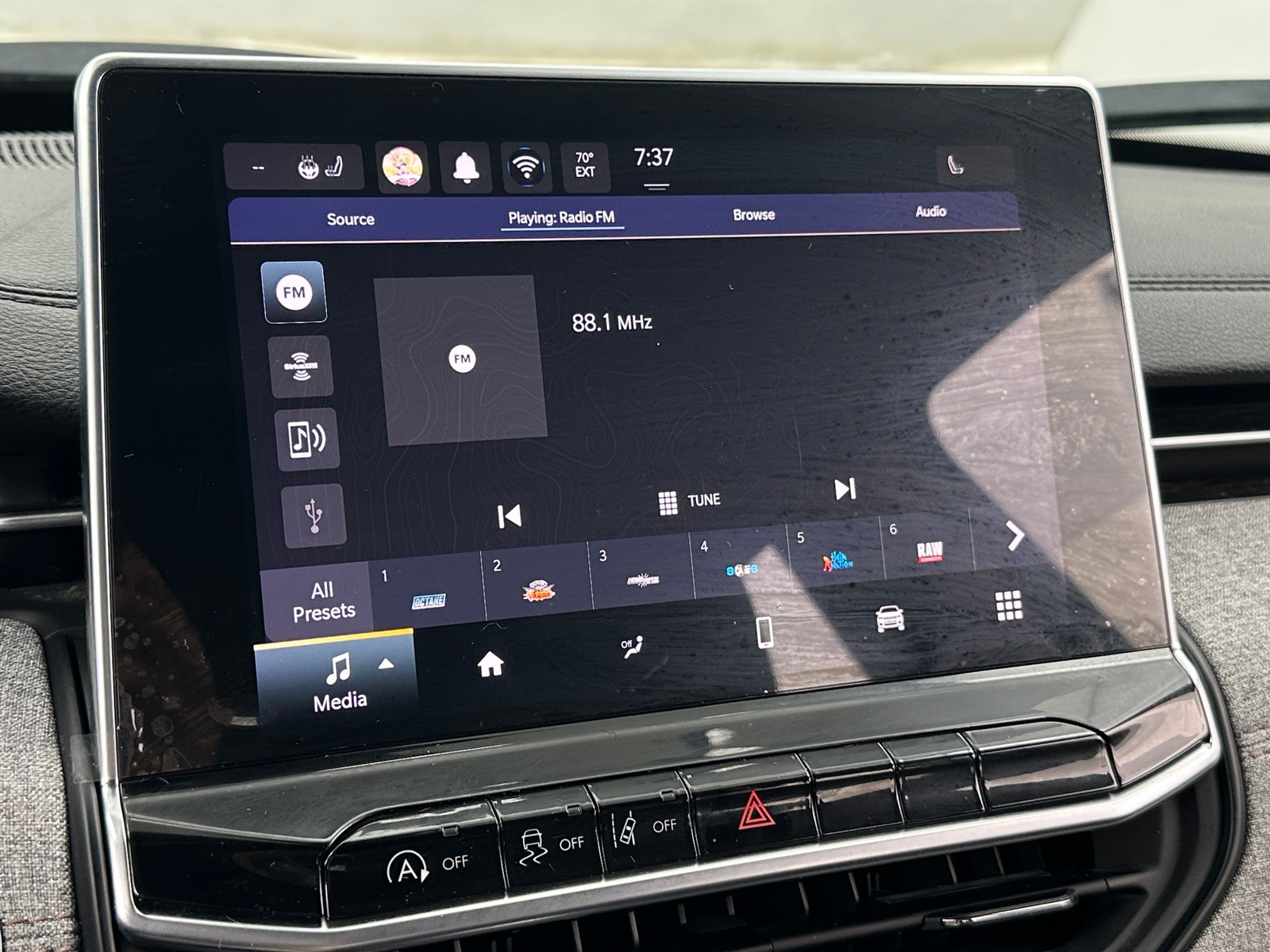 Thumbnail: 2024 Jeep Compass - 3