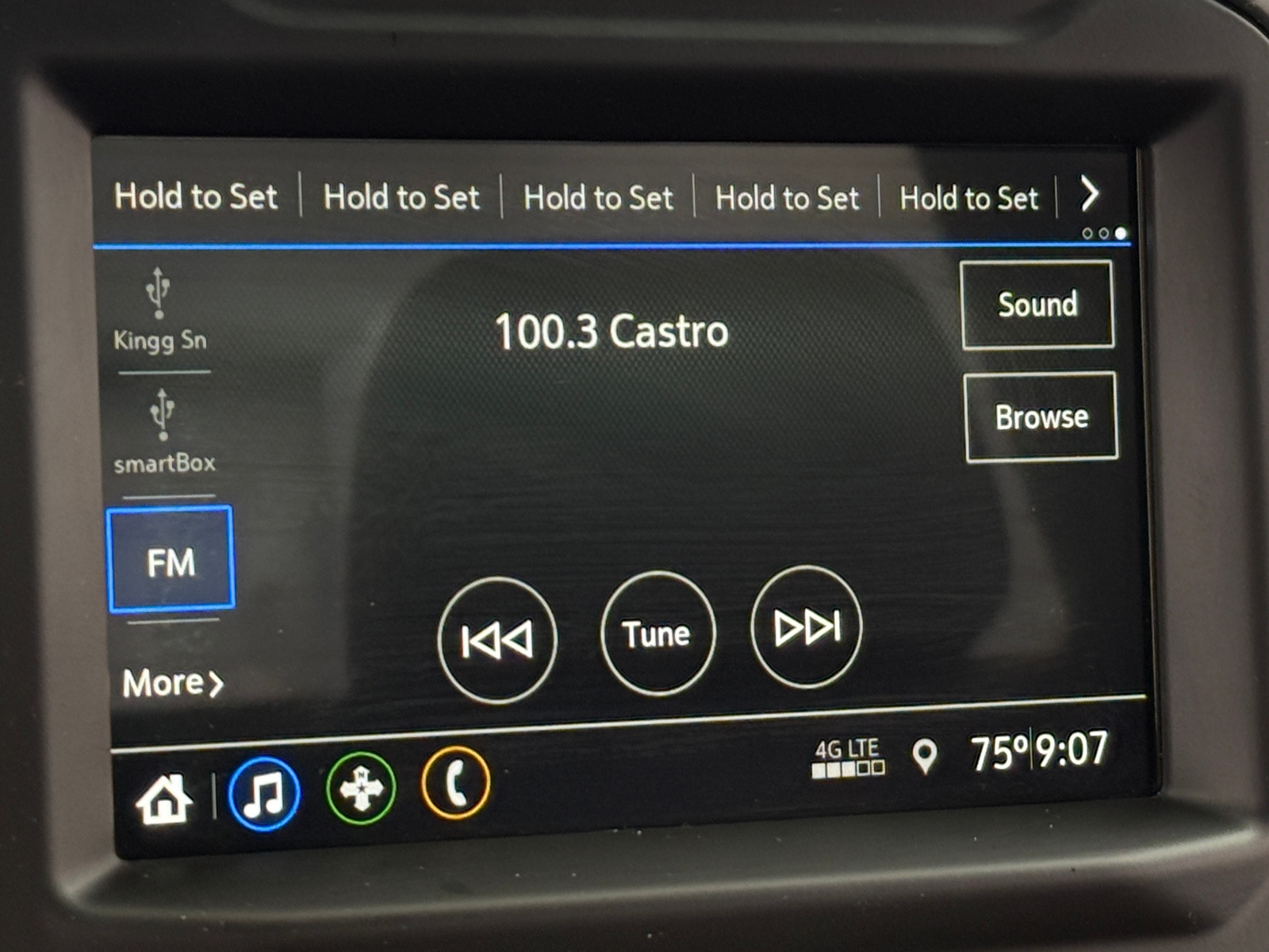 Thumbnail: 2019 Chevrolet Silverado 1500 - 3